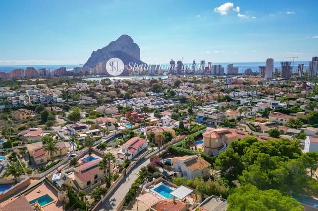 2 soveværelse Villa til salg i Calpe / Calp med swimmingpool garage - € 448.000 (Ref: 9446912)