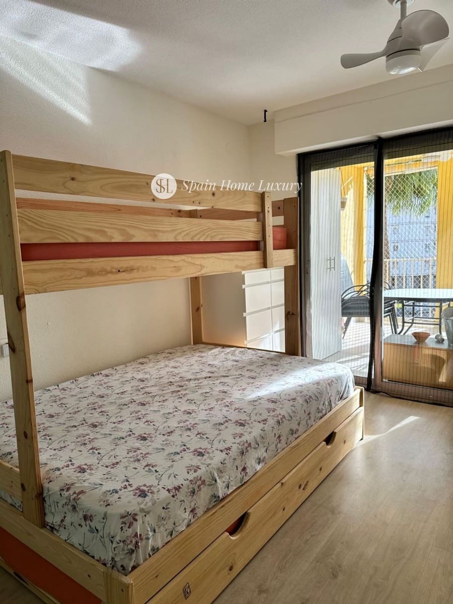 1 makuuhuone Asunto myytävänä paikassa La Villajoyosa / Vila Joiosa mukana uima-altaan 
autotalli - 175 000 € (Ref: 9450876)