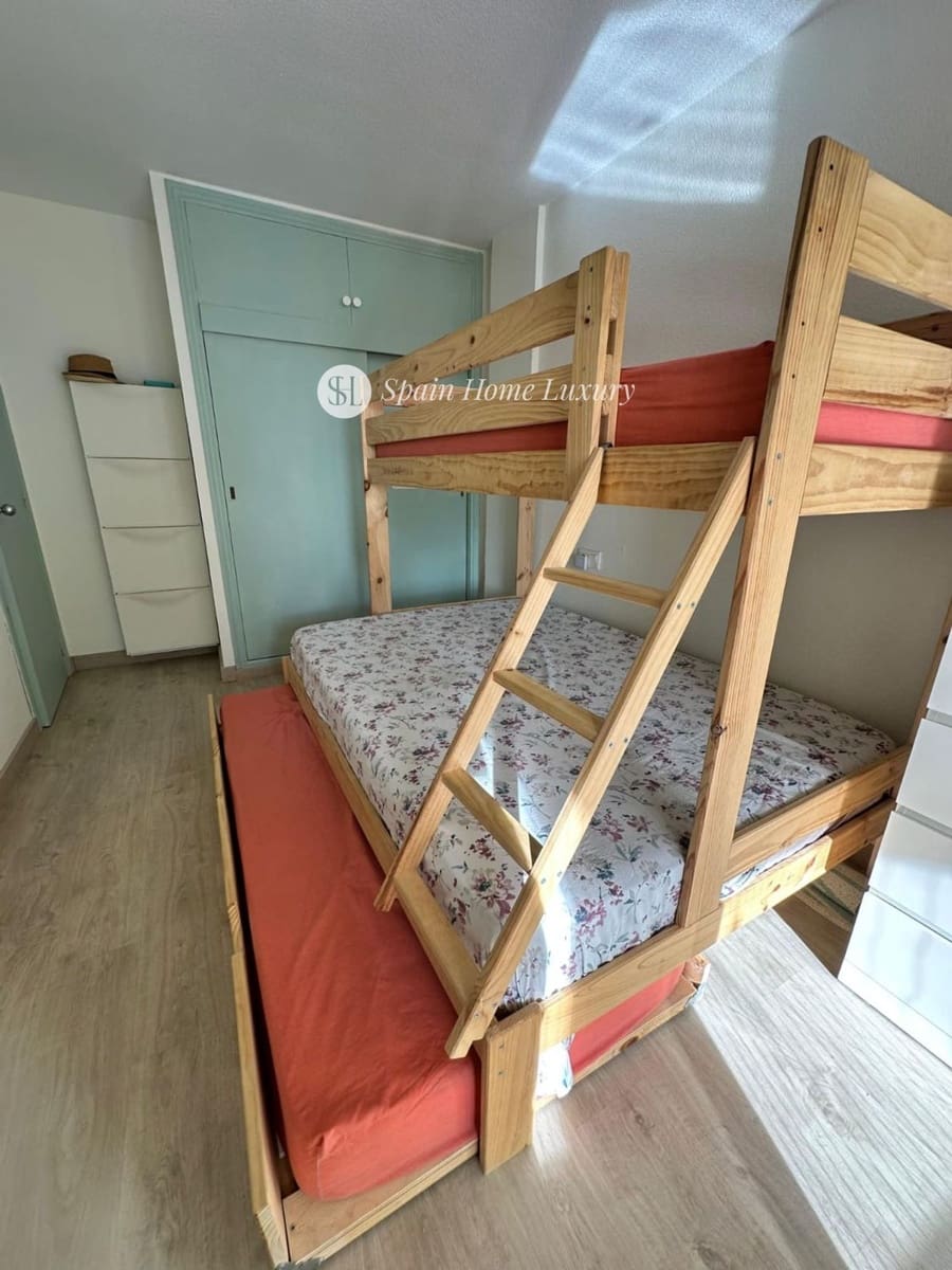 1 makuuhuone Asunto myytävänä paikassa La Villajoyosa / Vila Joiosa mukana uima-altaan 
autotalli - 175 000 € (Ref: 9450876)