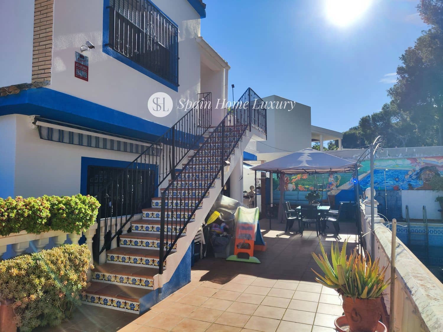 6 soverom Villa til salgs i Paterna med svømmebasseng garasje - € 777 000 (Ref: 9451513)