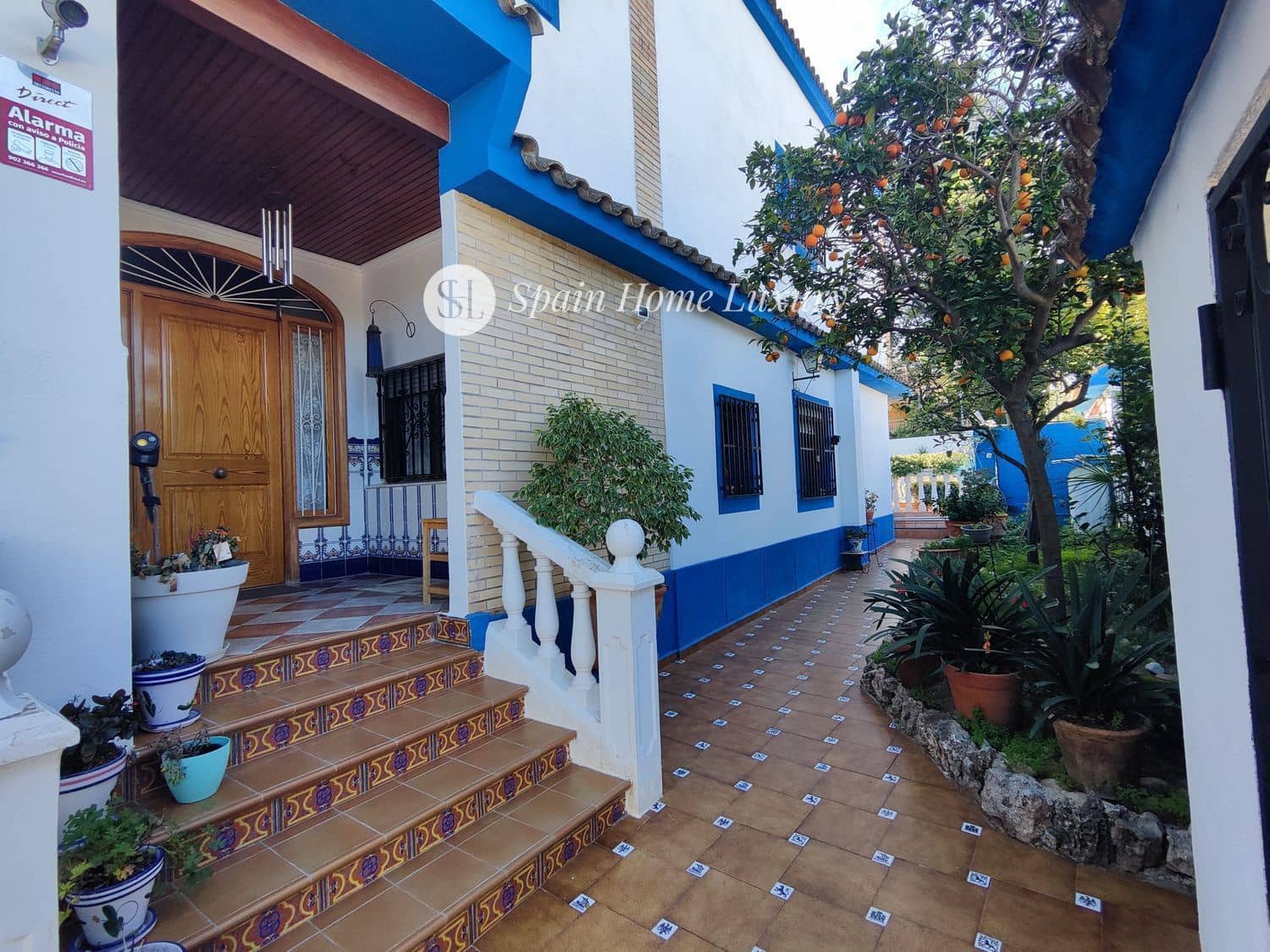 6 soverom Villa til salgs i Paterna med svømmebasseng garasje - € 777 000 (Ref: 9451513)