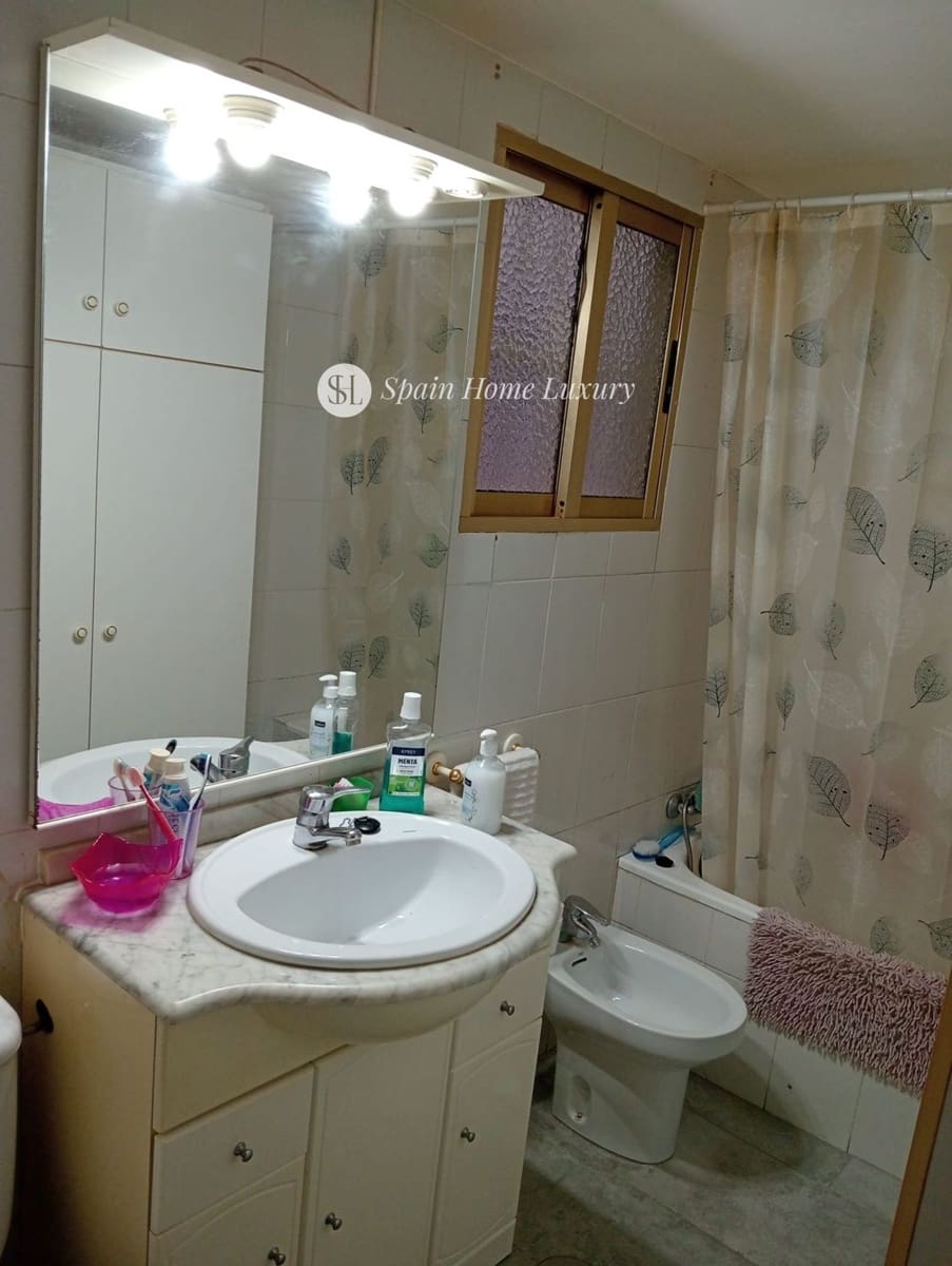 Piso de 1 habitación en Benidorm en venta - 177.000 € (Ref: 9453427)