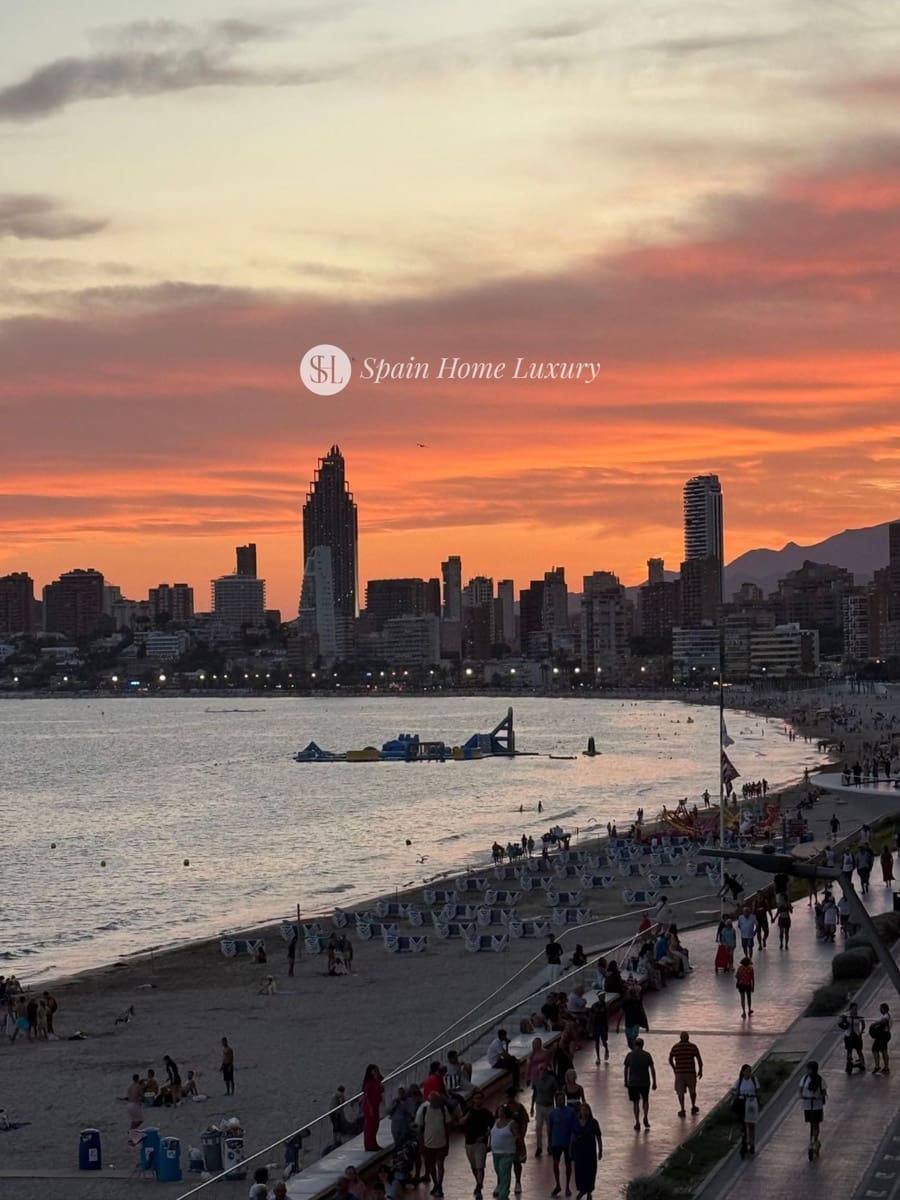 Piso de 1 habitación en Benidorm en venta - 177.000 € (Ref: 9453427)