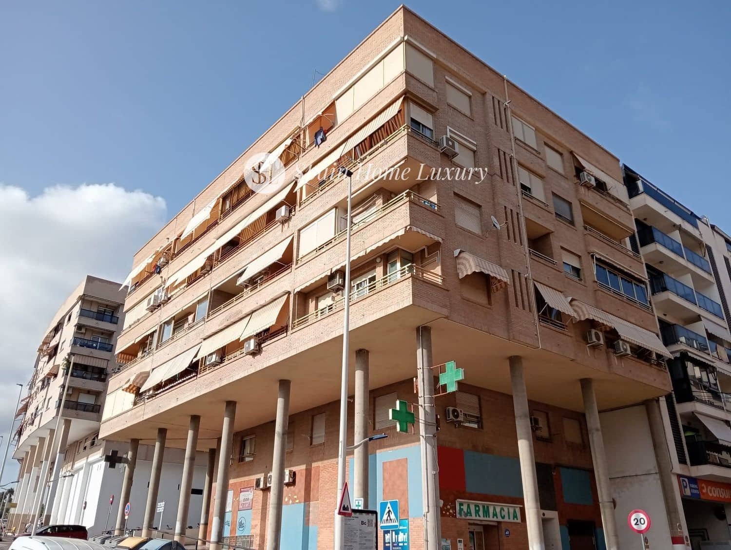 Piso de 1 habitación en Benidorm en venta - 177.000 € (Ref: 9453427)