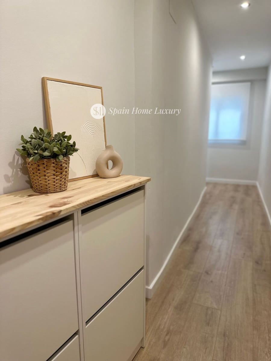 2 Zimmer Wohnung zu verkaufen in Paterna - 180.000 € (Ref: 9453428)