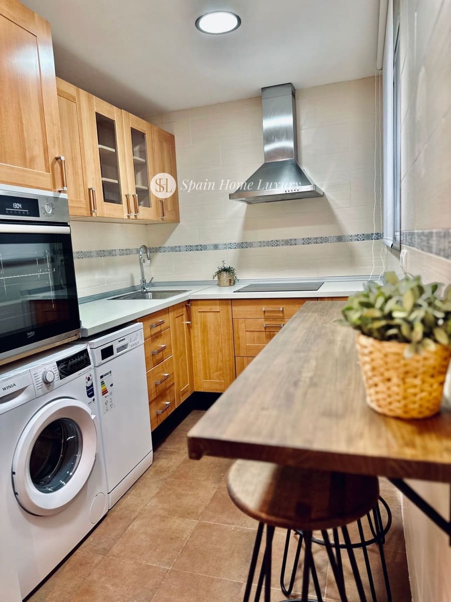 2 Zimmer Wohnung zu verkaufen in Paterna - 180.000 € (Ref: 9453428)