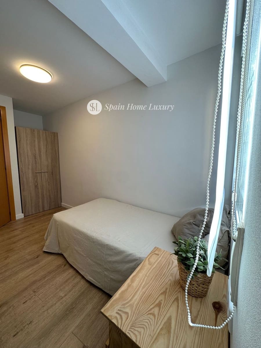 2 Zimmer Wohnung zu verkaufen in Paterna - 180.000 € (Ref: 9453428)