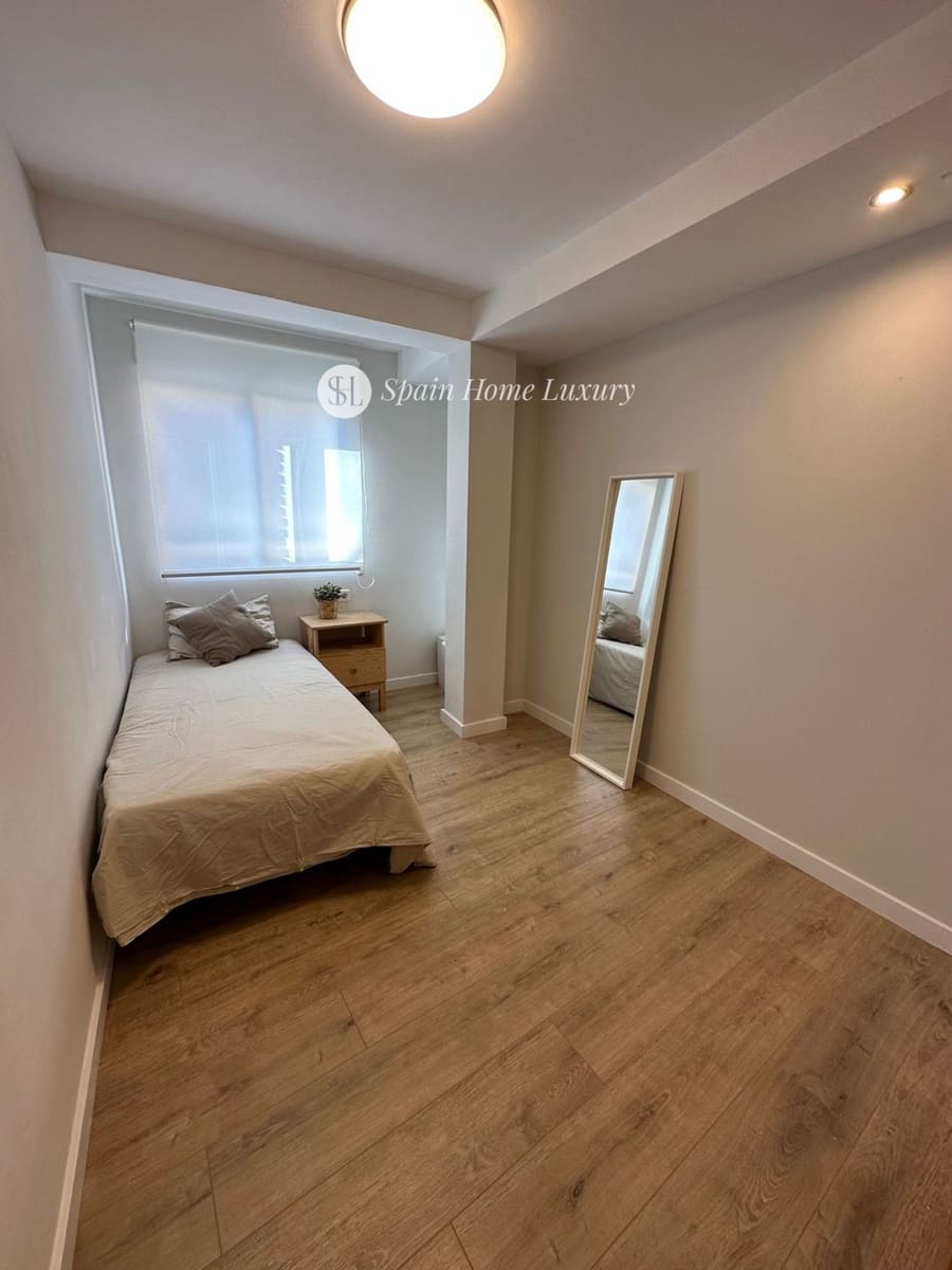 2 Zimmer Wohnung zu verkaufen in Paterna - 180.000 € (Ref: 9453428)