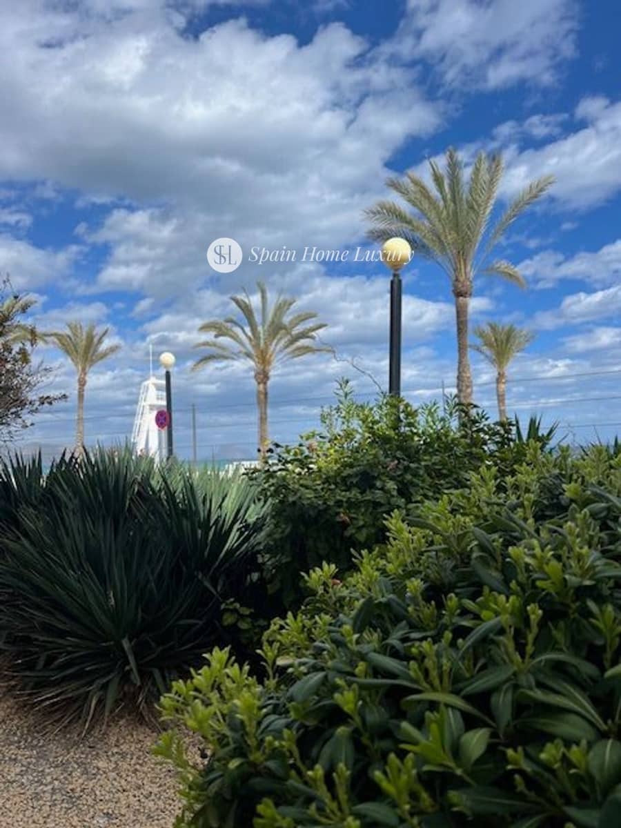 2 quarto Apartamento para venda em Alfaz del Pi / L'Alfas del Pi com garagem - 608 000 € (Ref: 9453541)