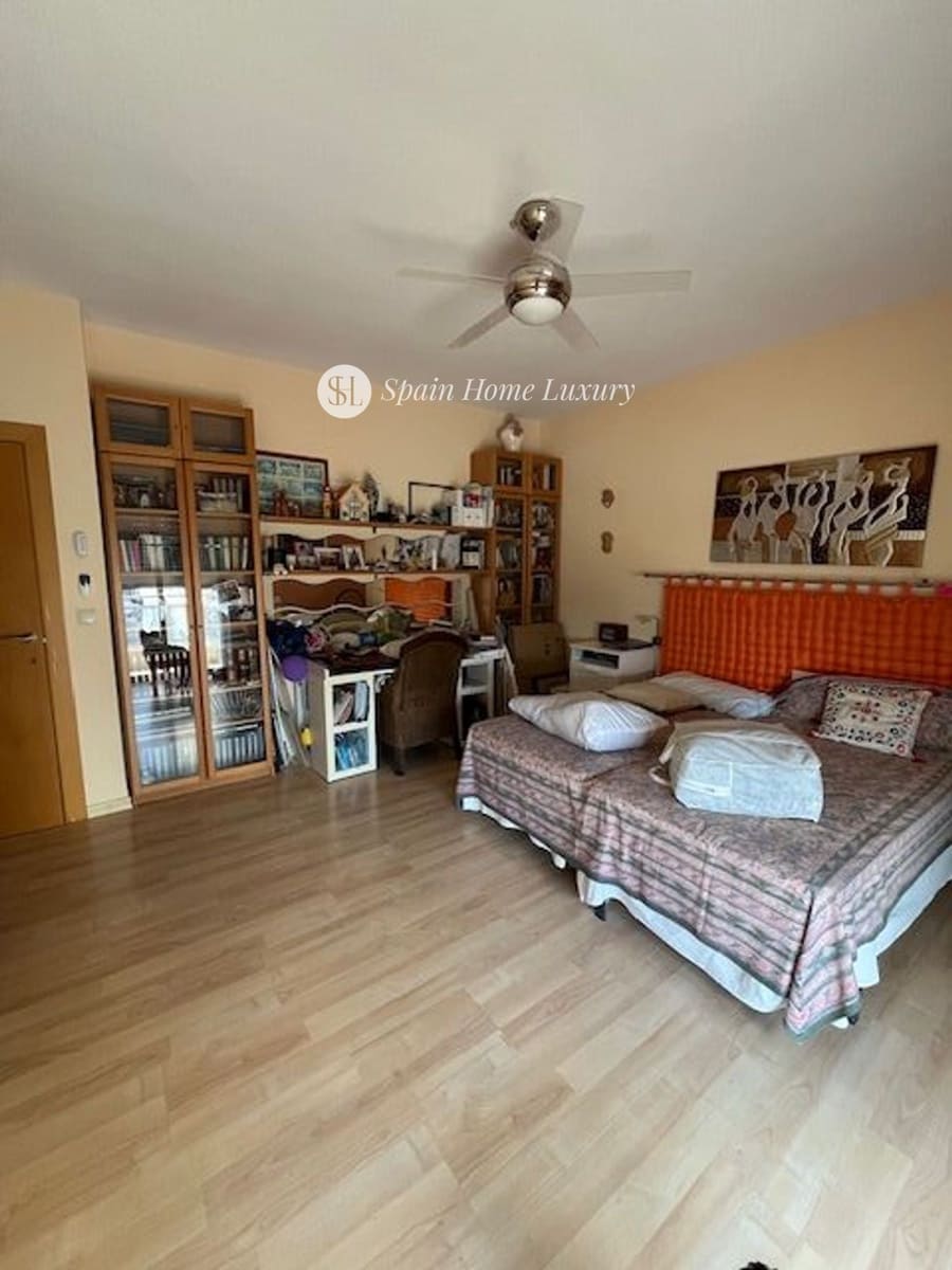 2 quarto Apartamento para venda em Alfaz del Pi / L'Alfas del Pi com garagem - 608 000 € (Ref: 9453541)