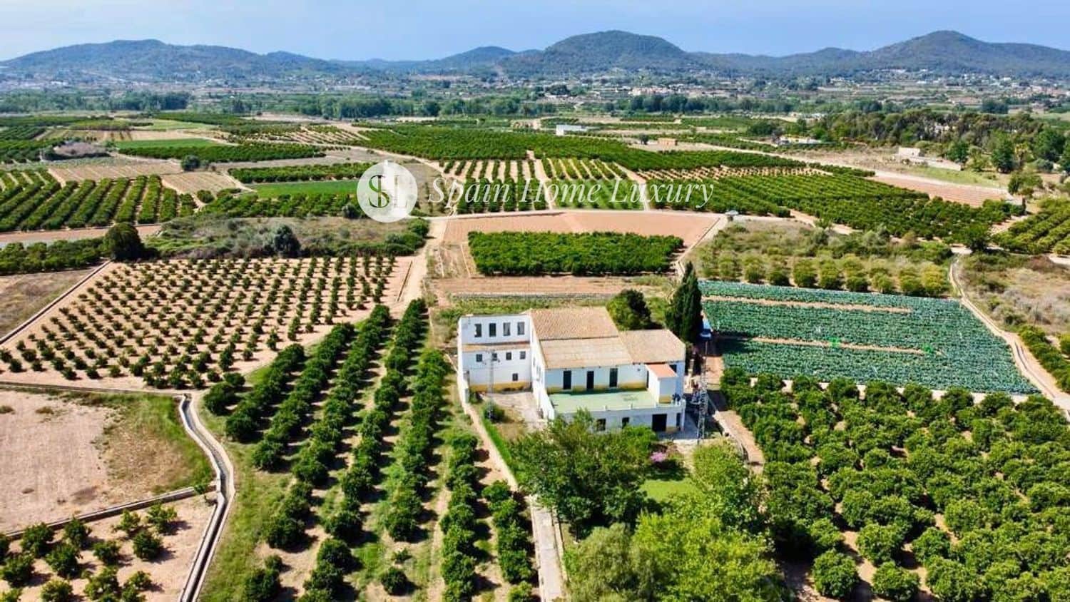 12 bedroom Villa for sale in Vilamarxant / Villamarchante with garage - € 520,000 (Ref: 9454744)