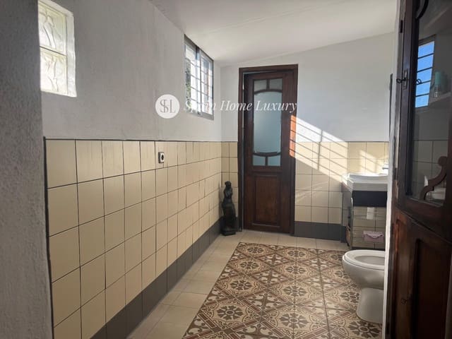 12 soveværelse Villa til salg i Vilamarxant / Villamarchante med garage - € 520.000 (Ref: 9454745)