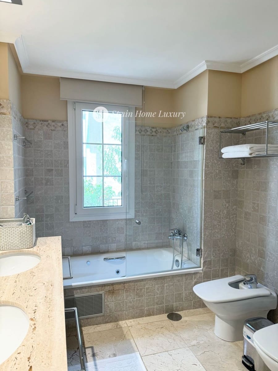 3 soveværelse Lejlighed til salg i Altea med swimmingpool garage - € 780.000 (Ref: 9455717)