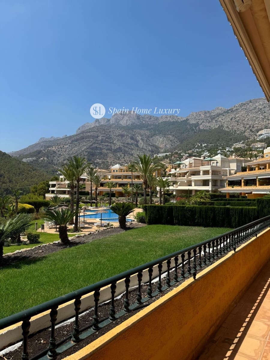 3 soveværelse Lejlighed til salg i Altea med swimmingpool garage - € 780.000 (Ref: 9455717)