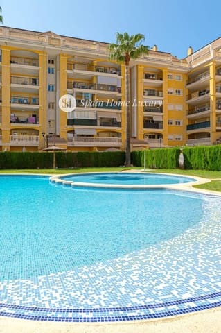 Ático de 2 habitaciones en Dénia en alquiler con piscina garaje - 1.150 € (Ref: 9468215)