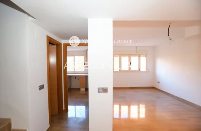 Ático de 2 habitaciones en Dénia en alquiler con piscina garaje - 1.150 € (Ref: 9468215)