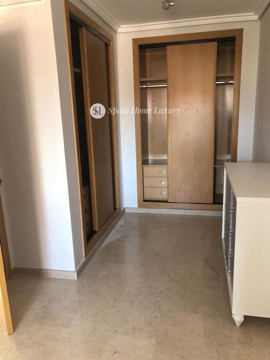 2 slaapkamer Flat te koop in Denia met garage - € 385.000 (Ref: 9478999)