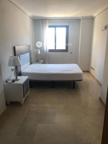 2 slaapkamer Flat te koop in Dénia met garage - € 385.000 (Ref: 9478999)