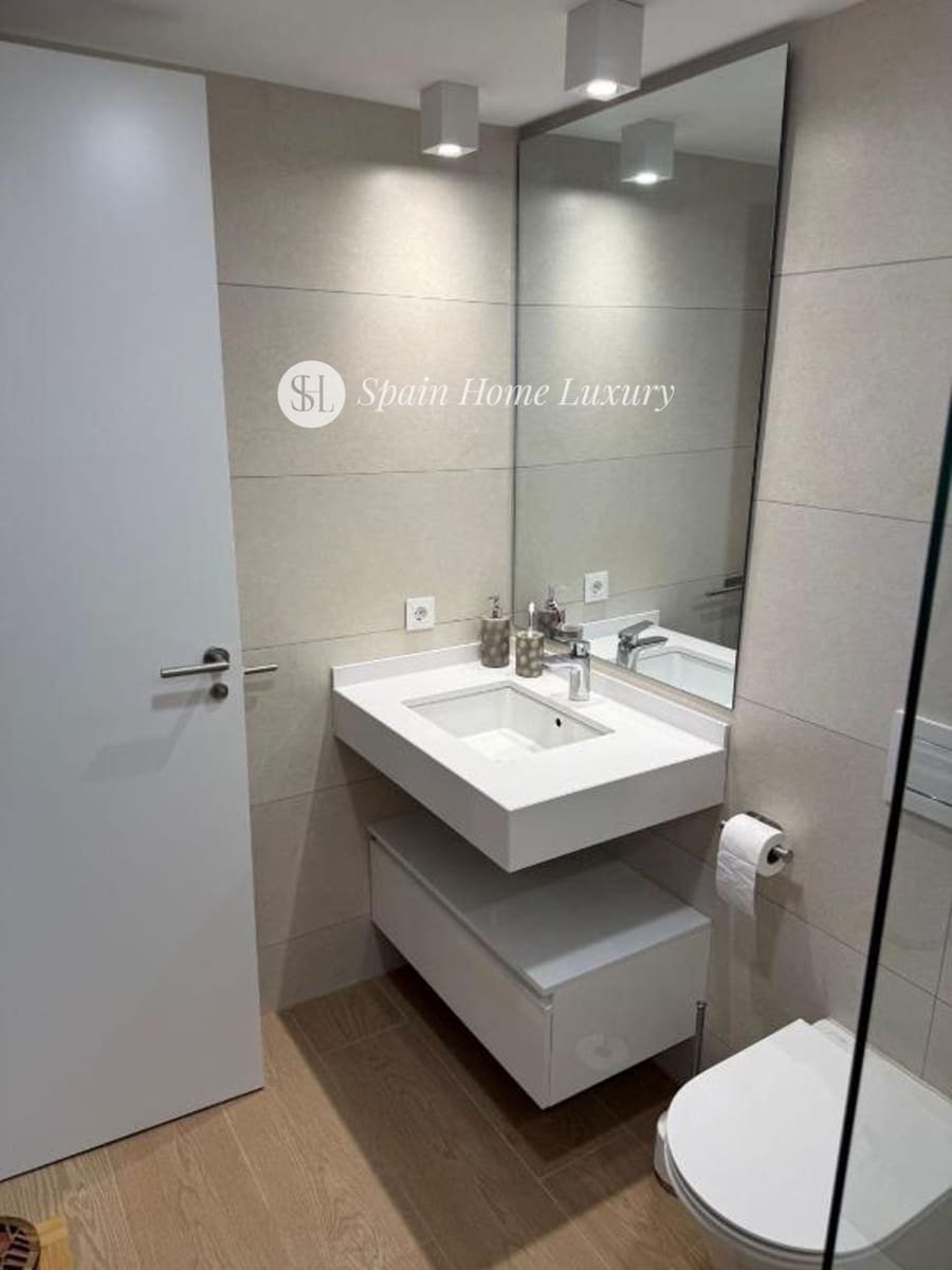 2 bedroom Flat for sale in Denia with pool garage - € 498,000 (Ref: 9480735)