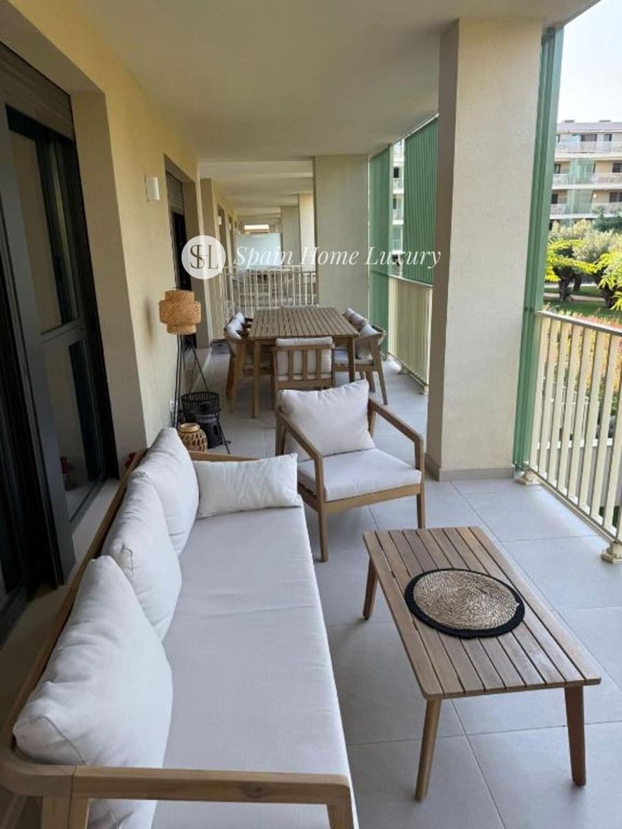 2 bedroom Flat for sale in Denia with pool garage - € 498,000 (Ref: 9480735)