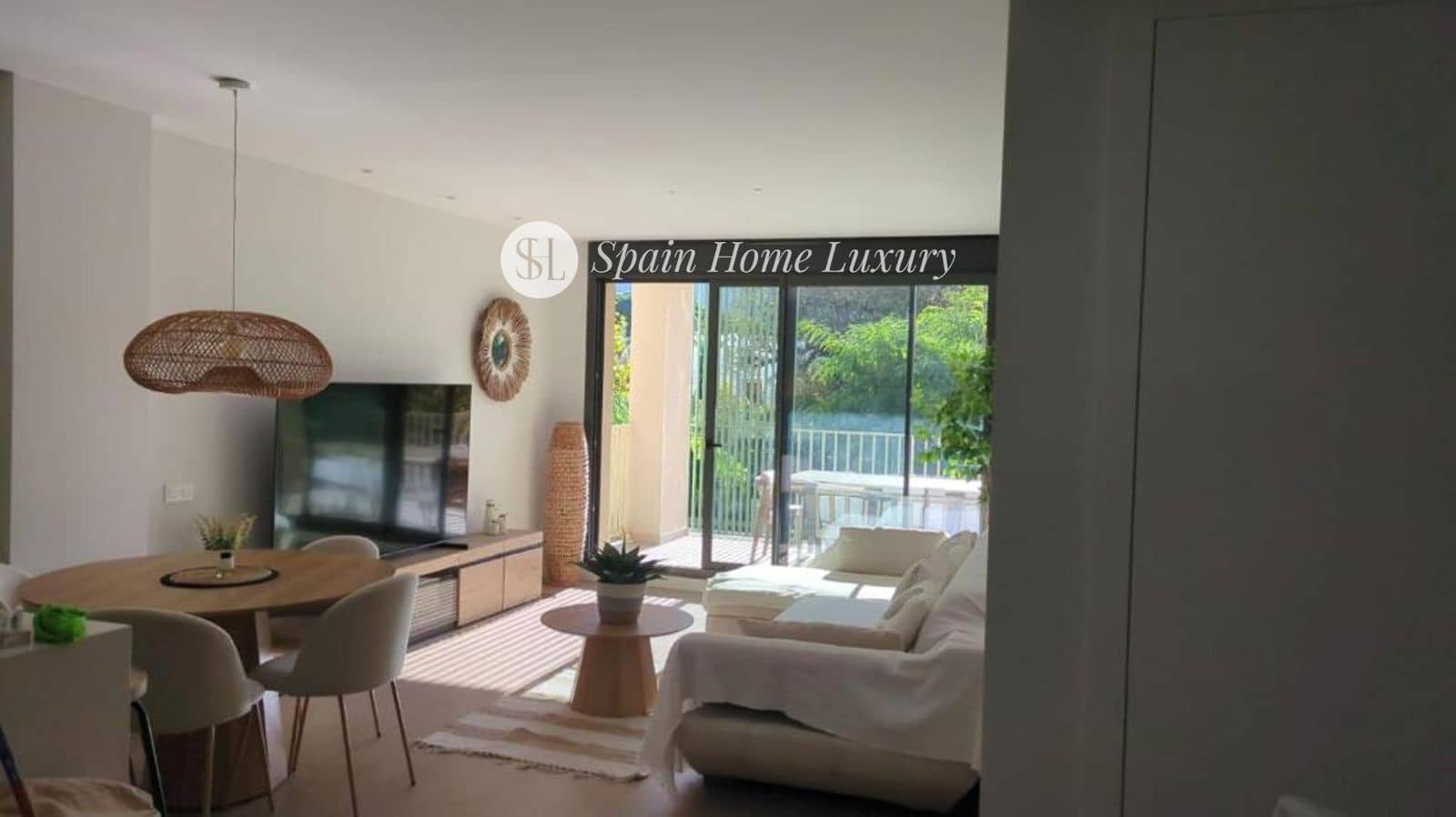 2 bedroom Flat for sale in Denia with pool garage - € 498,000 (Ref: 9480735)