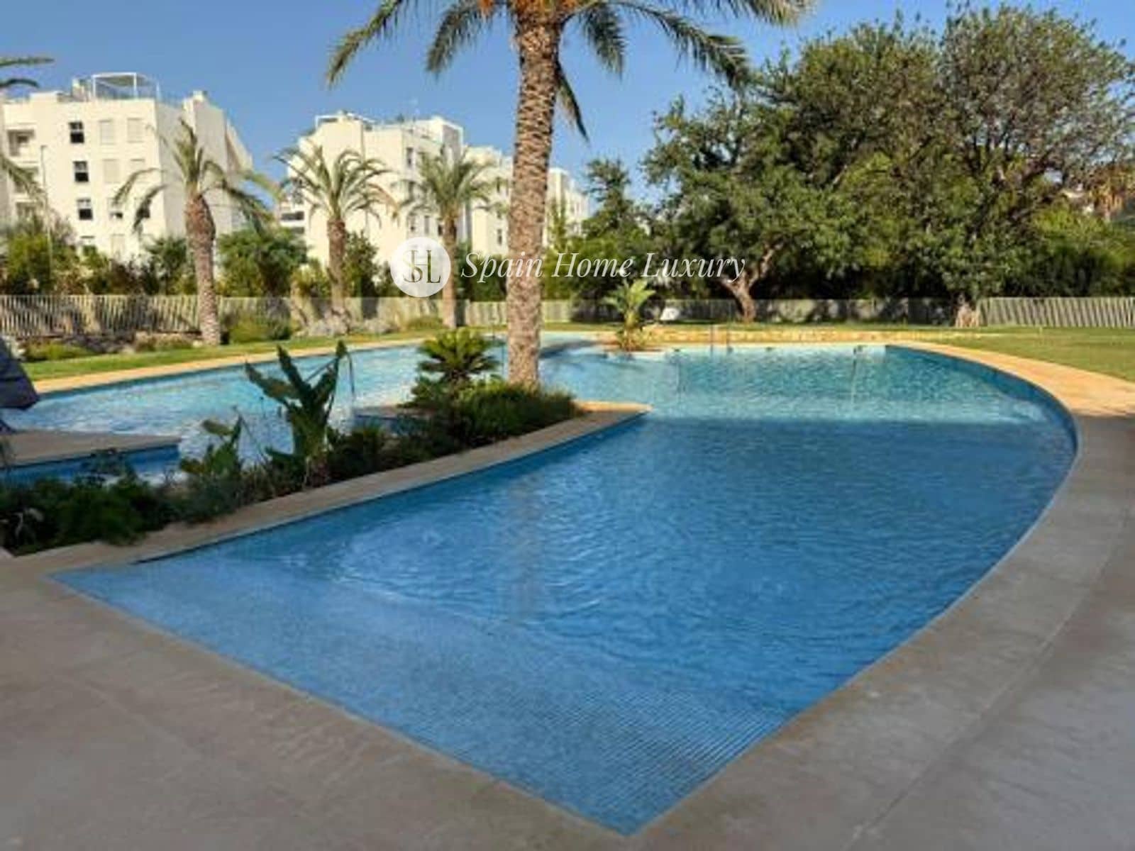 2 bedroom Flat for sale in Denia with pool garage - € 498,000 (Ref: 9480735)