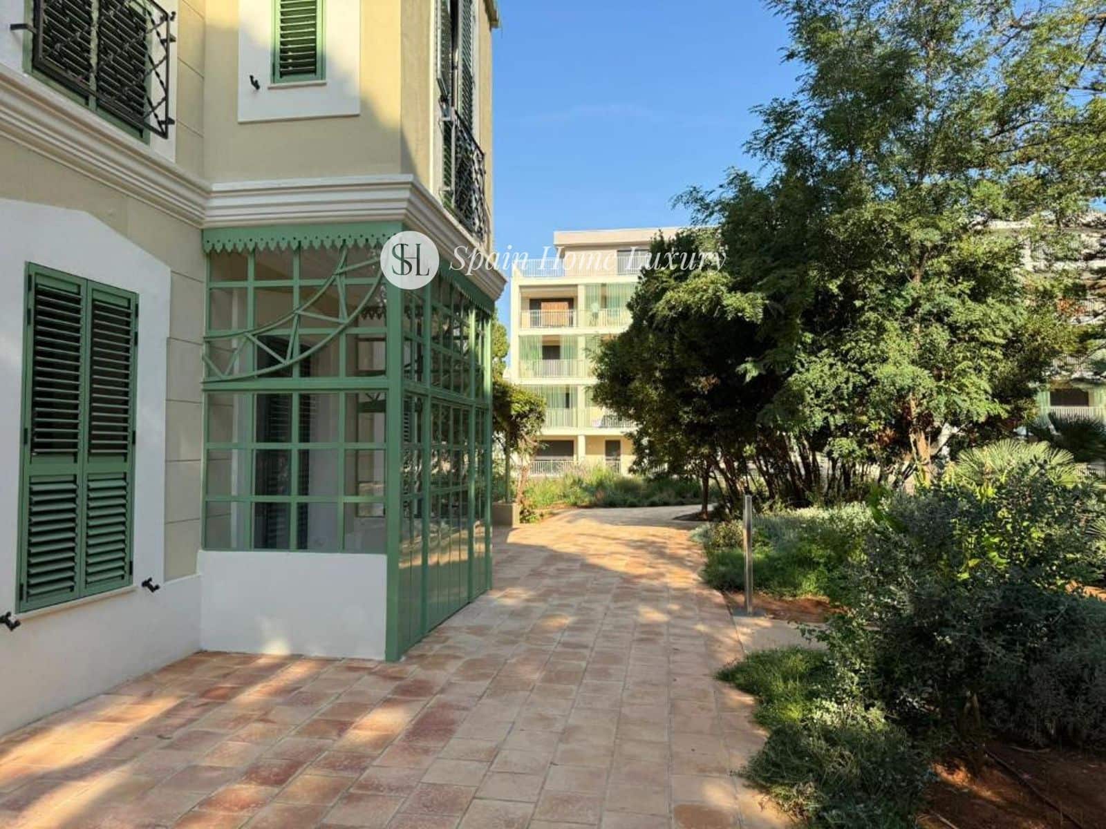 2 bedroom Flat for sale in Denia with pool garage - € 498,000 (Ref: 9480735)