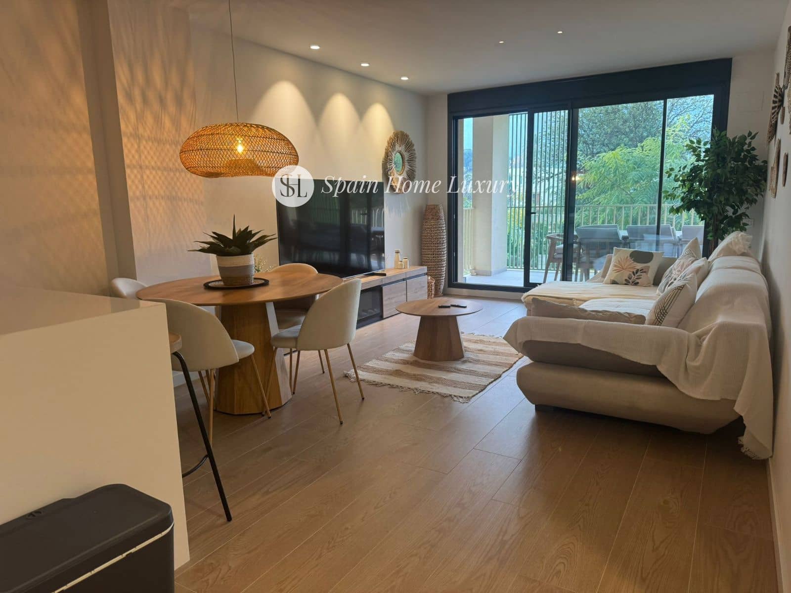 2 slaapkamer Flat te koop in Denia met zwembad garage - € 498.000 (Ref: 9480735)