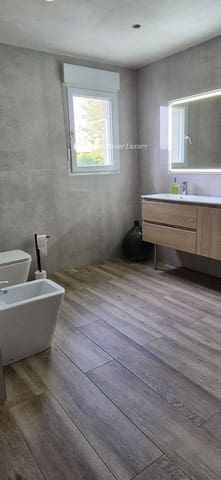 7 bedroom Villa for sale in San Antonio de Benagéber with pool garage - € 750,000 (Ref: 9482399)