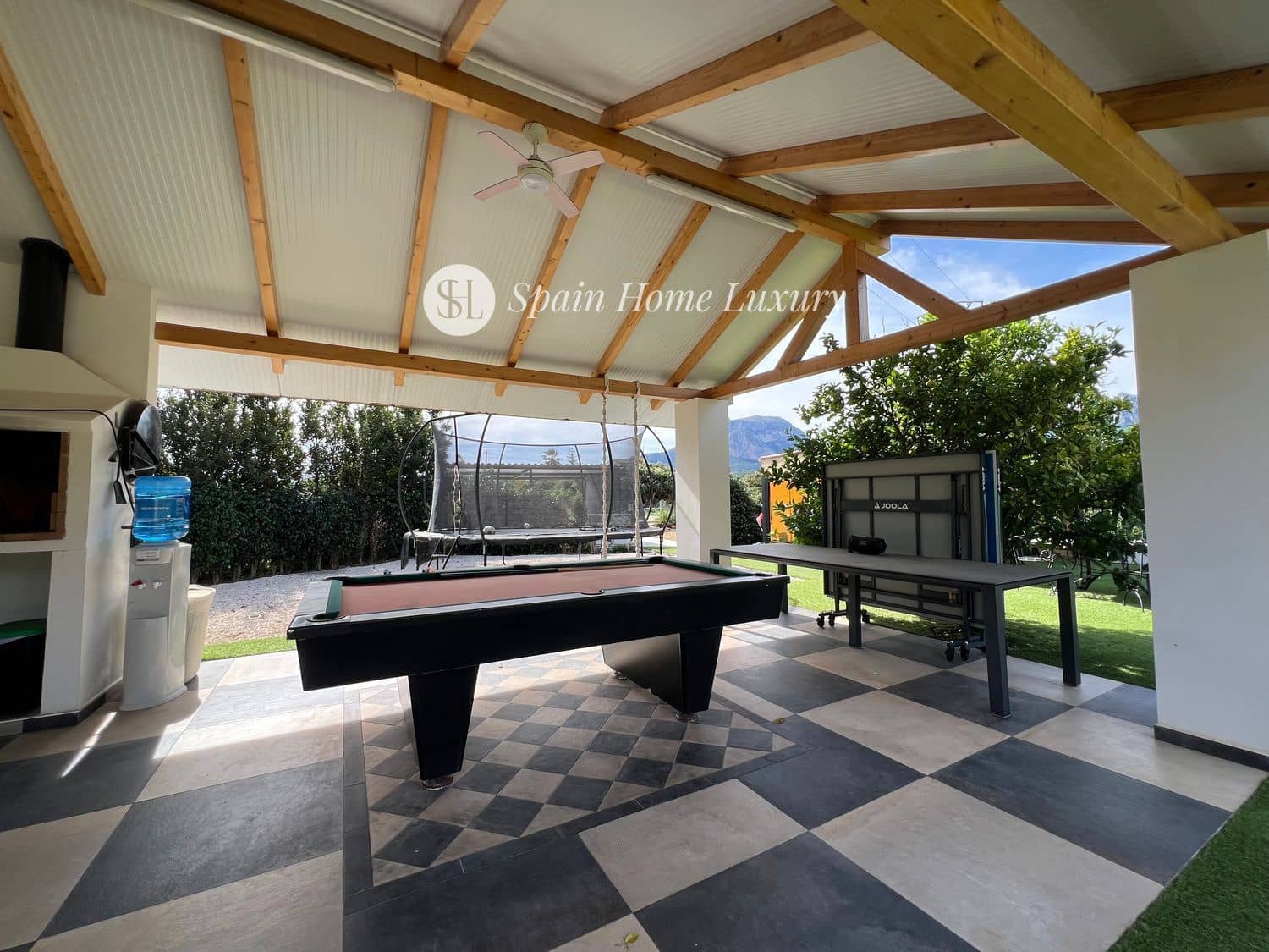 8 soveværelse Villa til salg i Callosa d'En Sarria med swimmingpool - € 1.495.000 (Ref: 9488582)