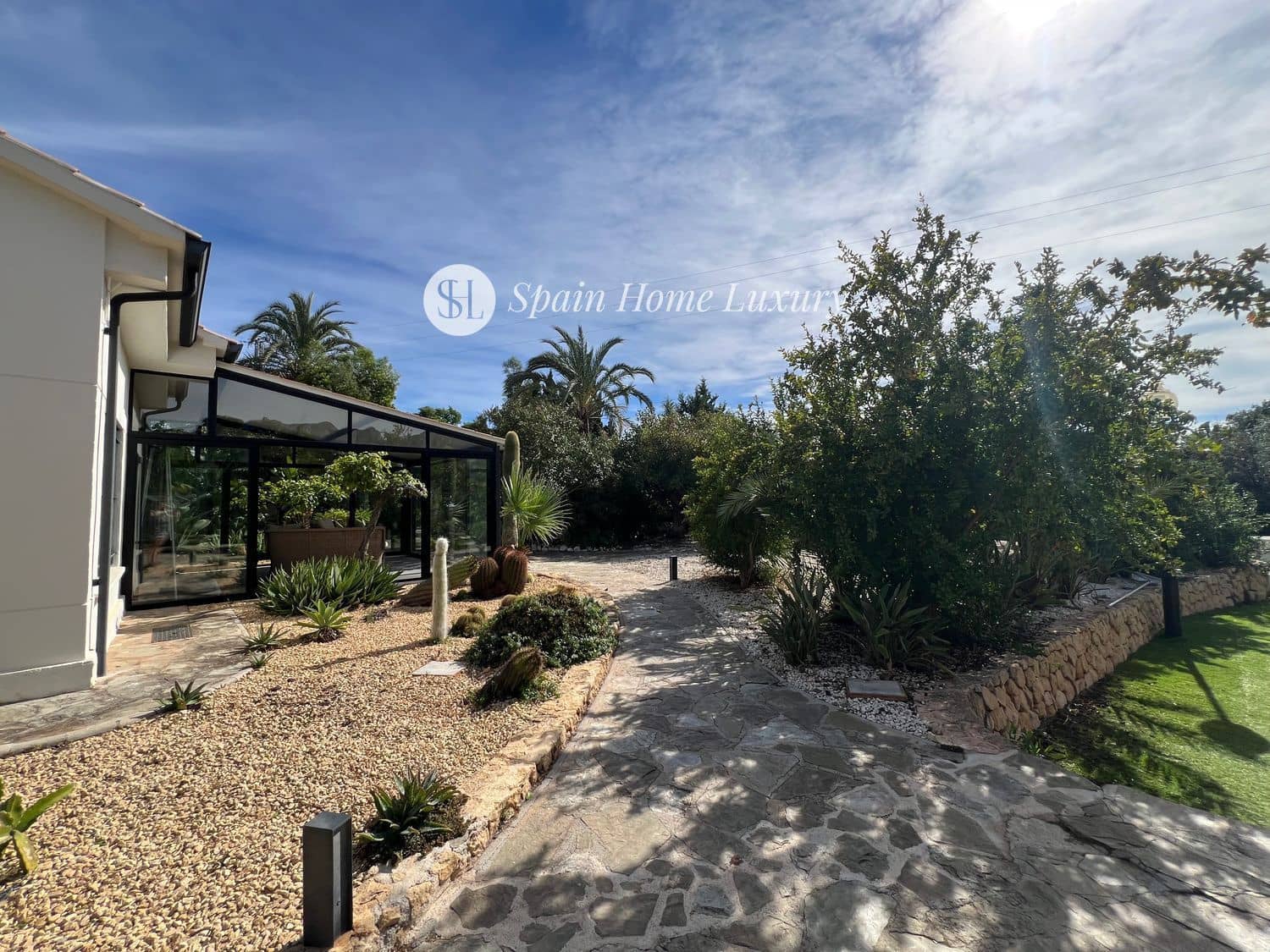 8 soveværelse Villa til salg i Callosa d'En Sarria med swimmingpool - € 1.495.000 (Ref: 9488582)