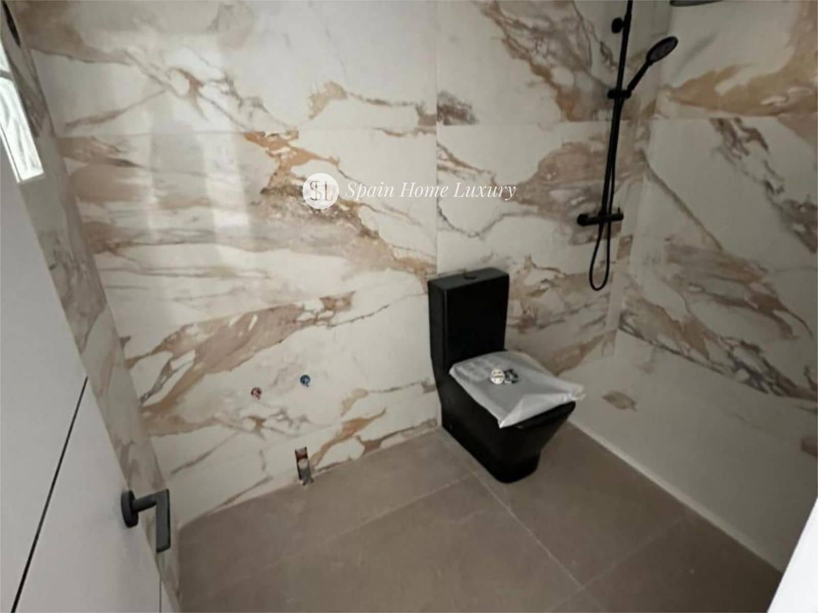 2 bedroom Flat for sale in Benidorm - € 247,000 (Ref: 9494164)