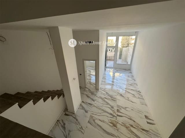 2 bedroom Flat for sale in Benidorm - € 247,000 (Ref: 9494164)