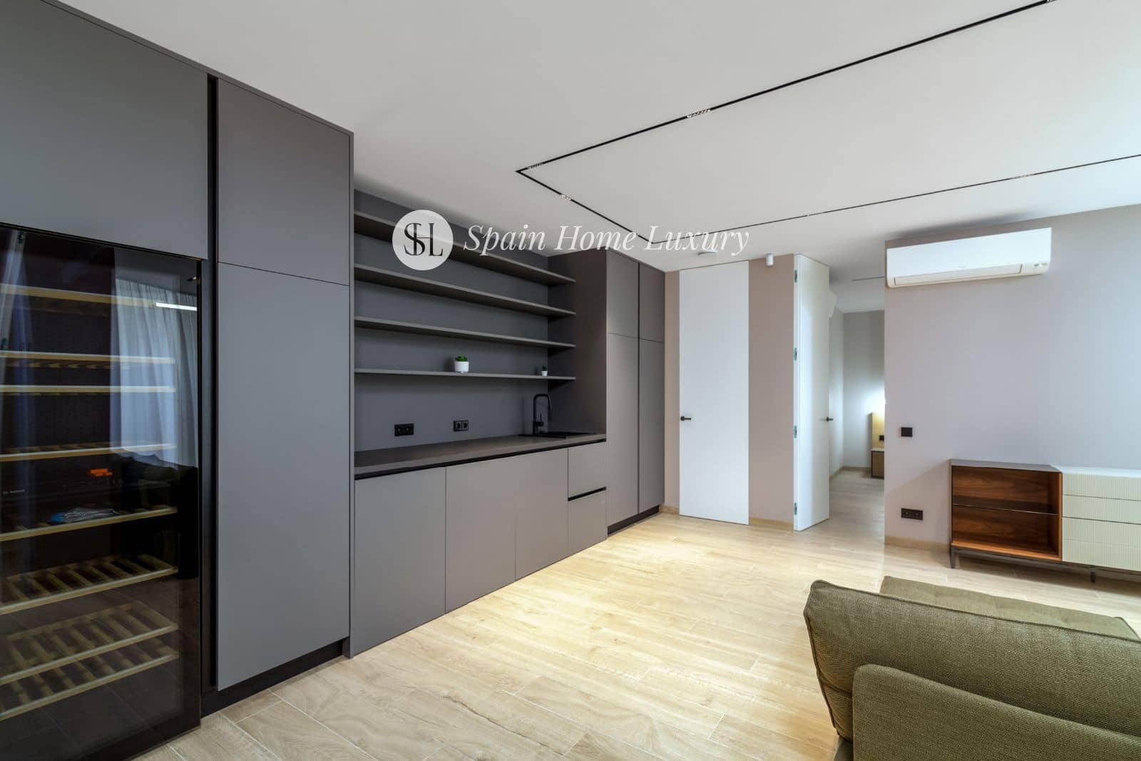 5 sypialnia Willa na sprzedaż w Alfaz del Pi / L'Alfas del Pi z basenem garażem - 2 250 000 € (Ref: 9593220)