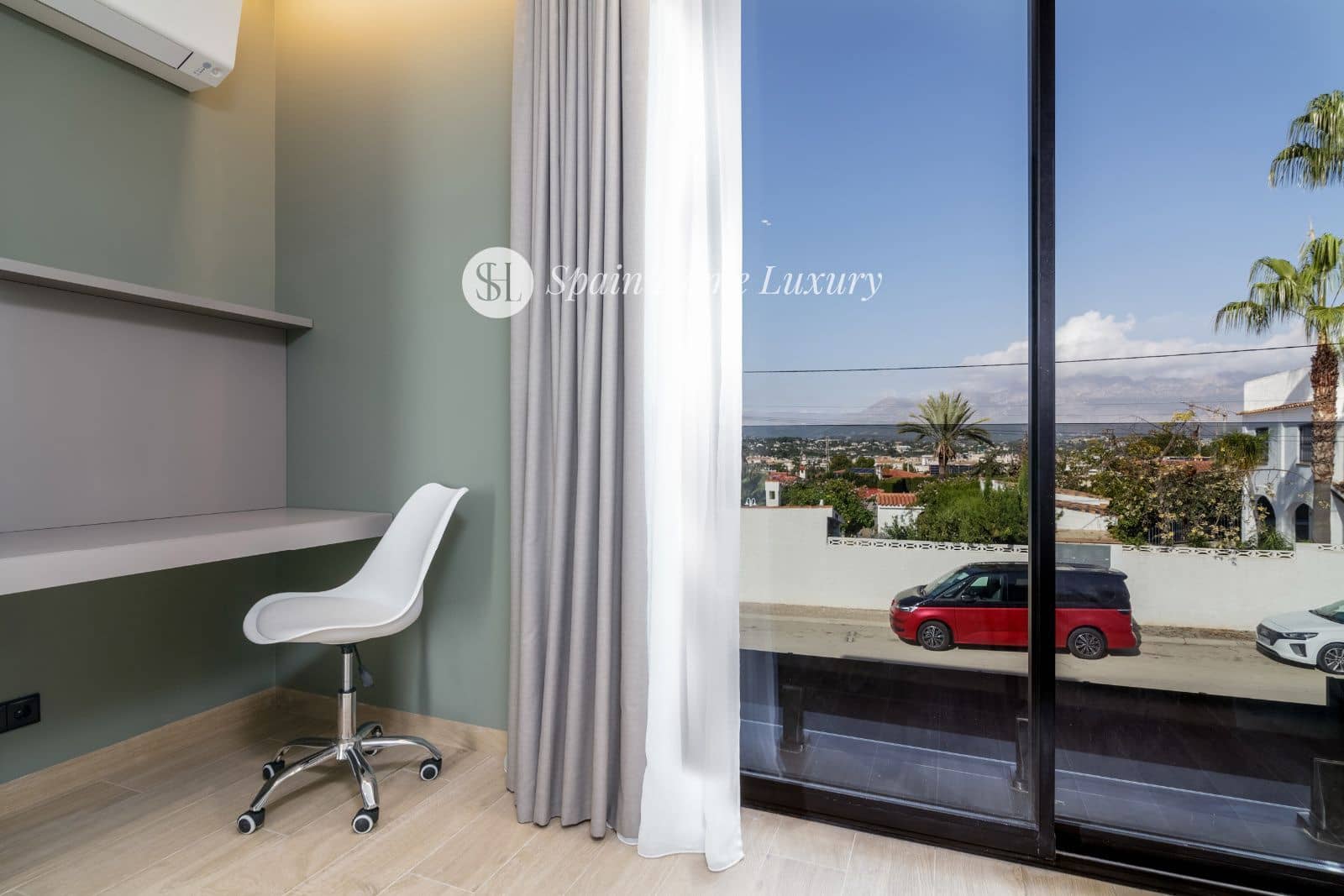 5 sypialnia Willa na sprzedaż w Alfaz del Pi / L'Alfas del Pi z basenem garażem - 2 250 000 € (Ref: 9593220)