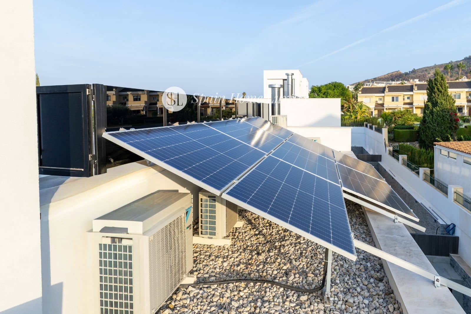 5 sypialnia Willa na sprzedaż w Alfaz del Pi / L'Alfas del Pi z basenem garażem - 2 250 000 € (Ref: 9593220)