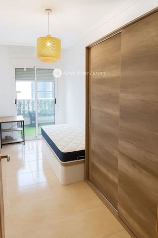 3 sypialnia Penthouse na sprzedaż w El Campello z basenem garażem - 390 000 € (Ref: 9622747)