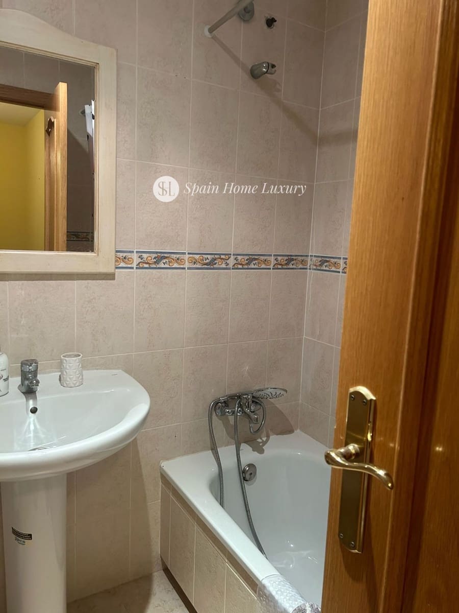 5 soverom Hus til salgs i Alfaz del Pi / L'Alfas del Pi med svømmebasseng garasje - € 450 000 (Ref: 9623227)