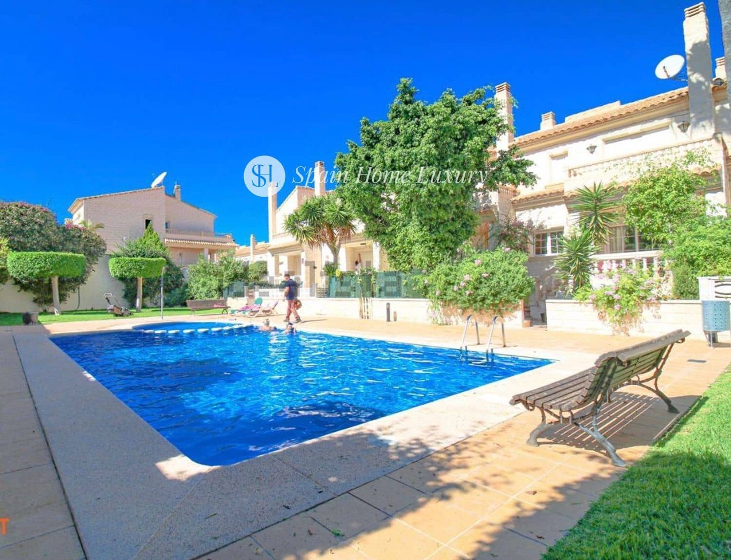 5 soverom Hus til salgs i Alfaz del Pi / L'Alfas del Pi med svømmebasseng garasje - € 450 000 (Ref: 9623227)