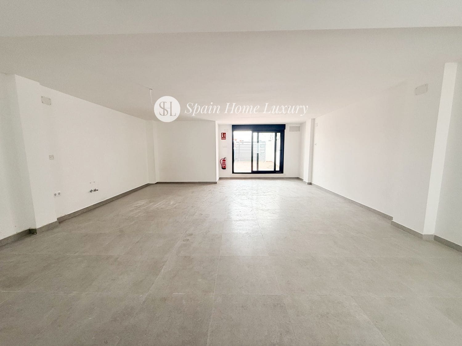 2 slaapkamer Huis te koop in Oliva met zwembad - € 265.000 (Ref: 9630565)