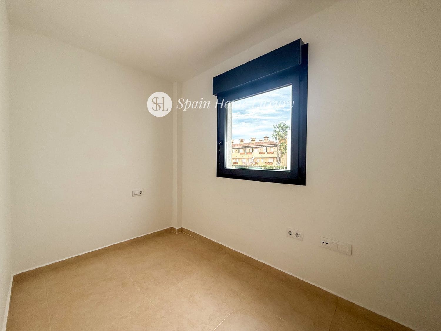 2 slaapkamer Huis te koop in Oliva met zwembad - € 265.000 (Ref: 9630565)