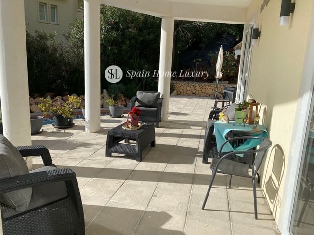 3 soverom Villa til salgs i Altea med svømmebasseng garasje - € 499 000 (Ref: 9646382)