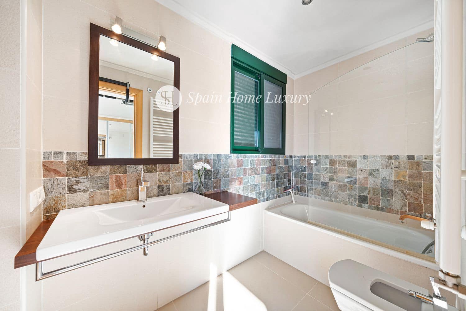 5 sypialnia Willa na sprzedaż w Torrent z garażem - 800 000 € (Ref: 9665173)