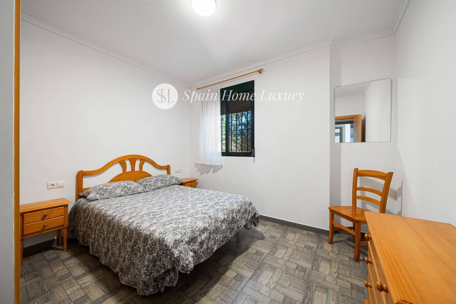 5 sypialnia Willa na sprzedaż w Torrent z garażem - 800 000 € (Ref: 9665173)