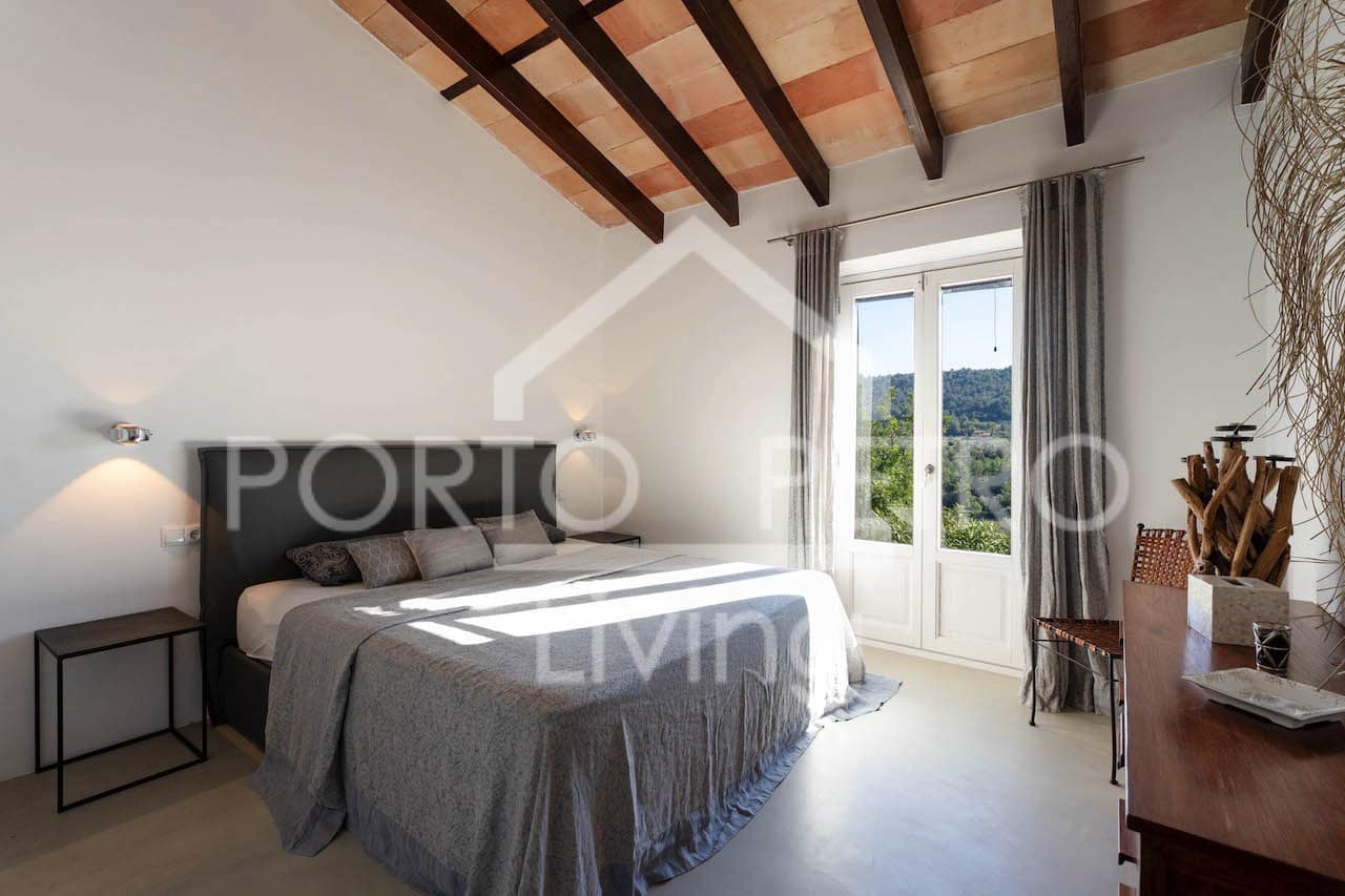 4 soveværelse Finca/Landehus til salg i Petra med swimmingpool - € 2.480.000 (Ref: 8958231)