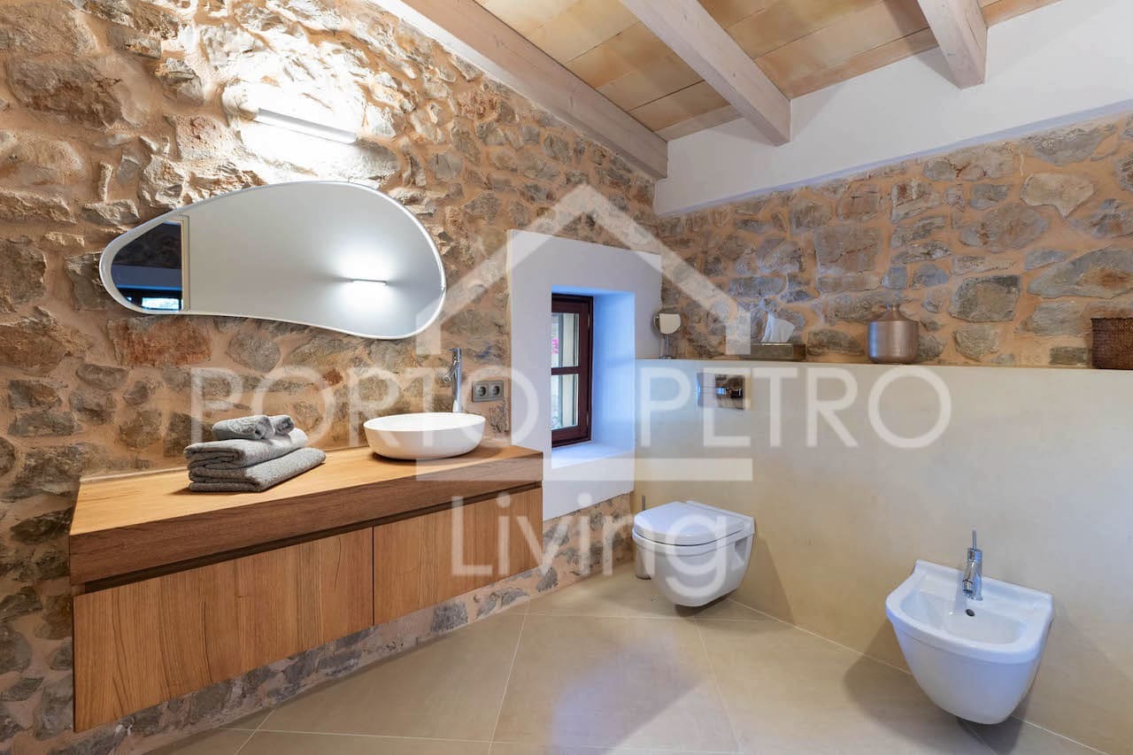 4 soveværelse Finca/Landehus til salg i Petra med swimmingpool - € 2.480.000 (Ref: 8958231)