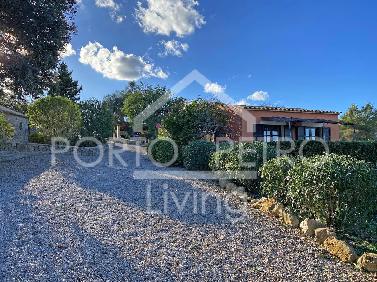 4 soveværelse Finca/Landehus til salg i Petra med swimmingpool - € 2.480.000 (Ref: 8958231)