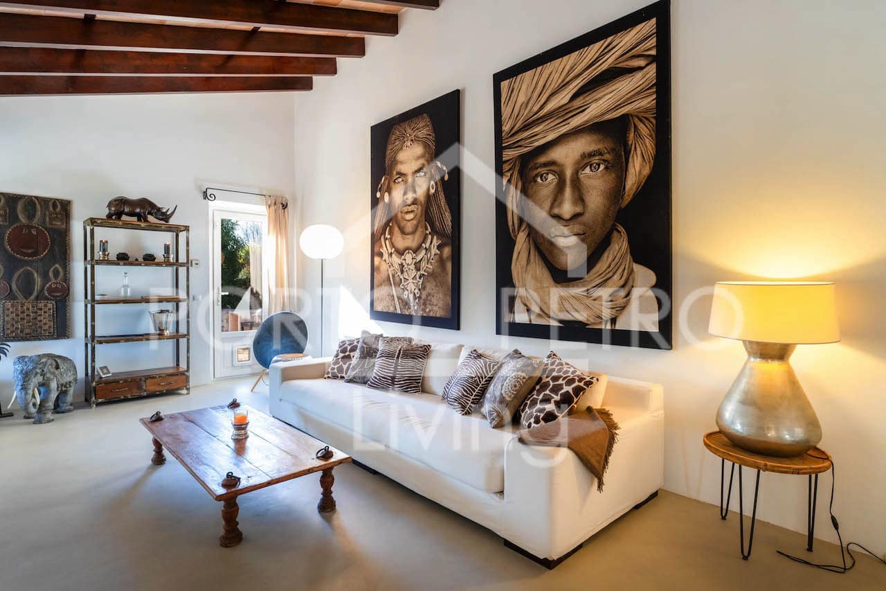 4 soveværelse Finca/Landehus til salg i Petra med swimmingpool - € 2.480.000 (Ref: 8958231)