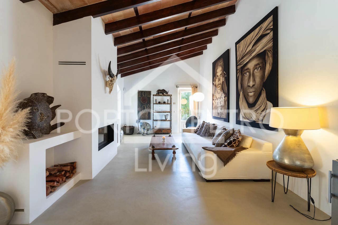 4 soveværelse Finca/Landehus til salg i Petra med swimmingpool - € 2.480.000 (Ref: 8958231)