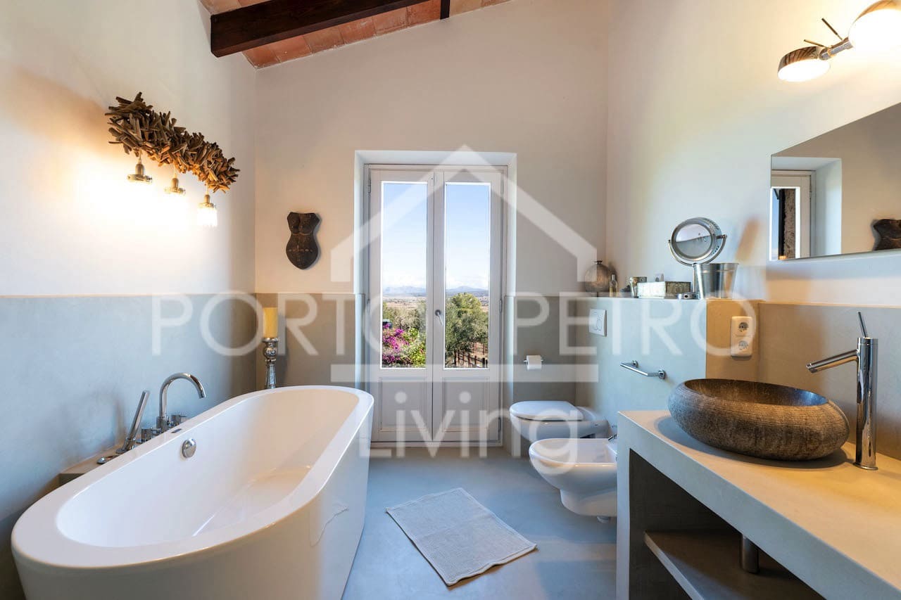 4 soveværelse Finca/Landehus til salg i Petra med swimmingpool - € 2.480.000 (Ref: 8958231)